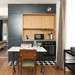 Lavarande By La Boite En *